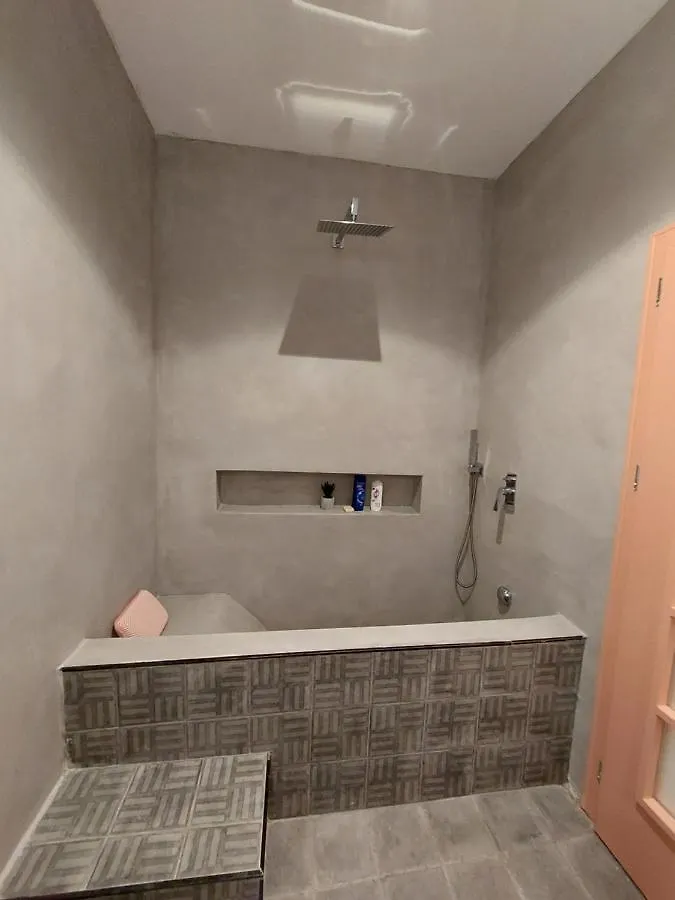 Nio Planet Villa Golem, Durres גולם